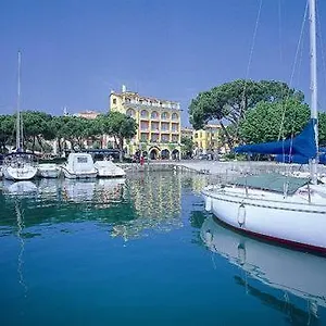 Vittorio Отель