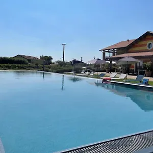 Vakantieboerderij Almavite Wine With Pool - Happy, Desenzano del Garda